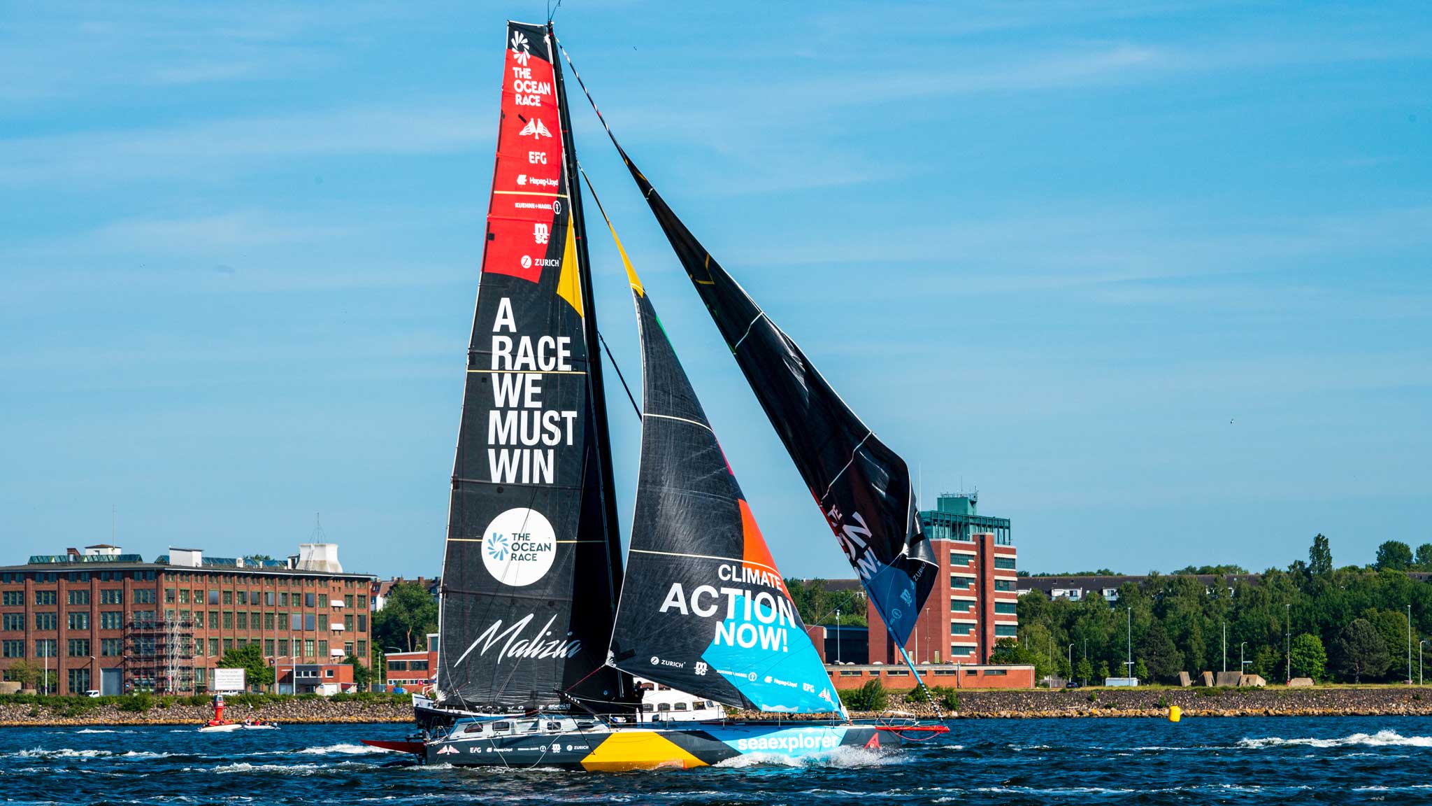 Oracle Cloud and private 5G power SailGP with real-time data, telemetry, and innovation at sea.